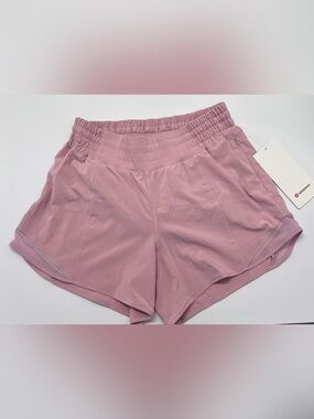 Lululemon Womens Pink Athletic Hotty Hot 4” Shorts NWT